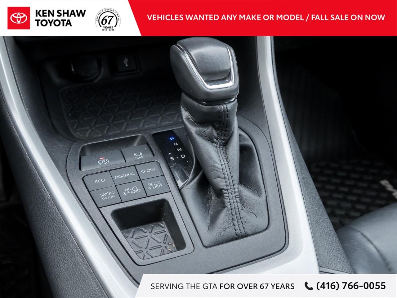 2022 Toyota RAV4 XLE 4dr All-wheel Drive Photo