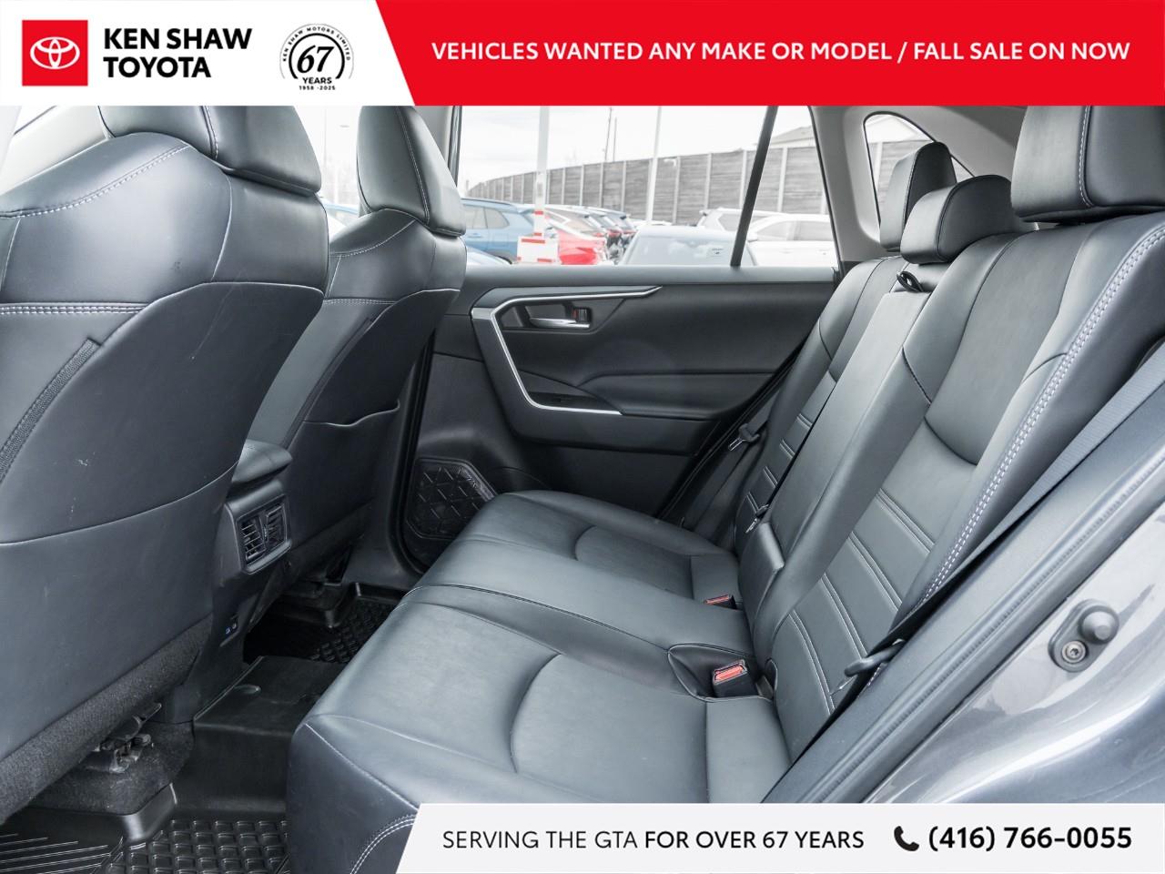 2022 Toyota RAV4 XLE 4dr All-wheel Drive Photo