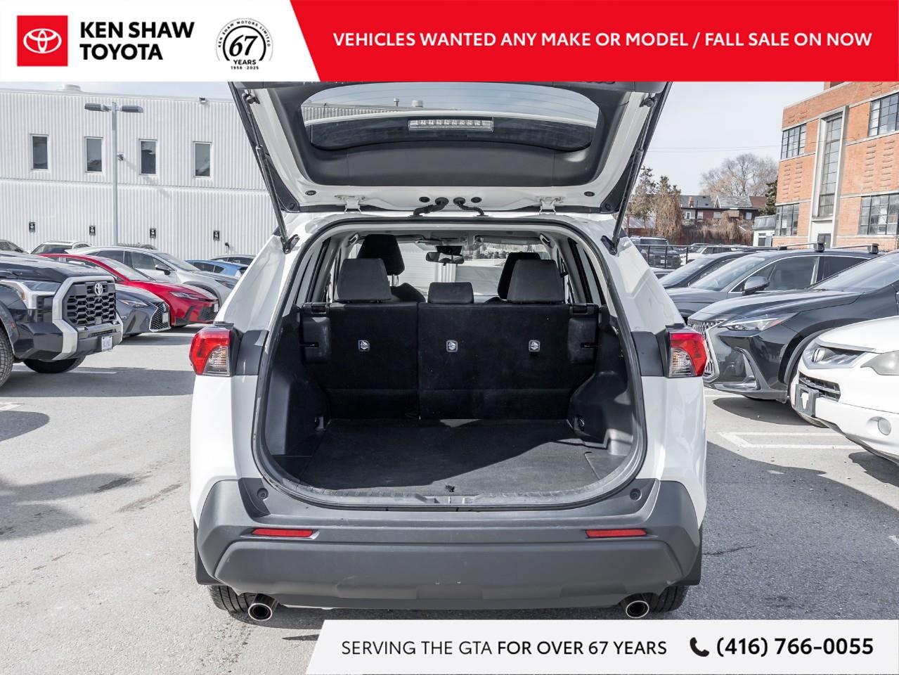 2024 Toyota RAV4 LE 4dr All-wheel Drive Photo