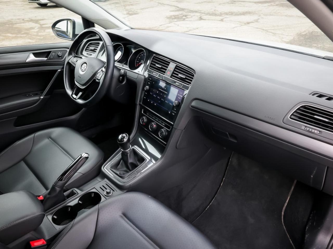 2018 Volkswagen Golf Comfortline 5-door Photo