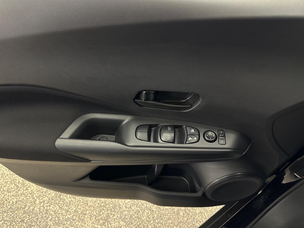 2024 Nissan Kicks S 4dr Front-Wheel Drive Photo