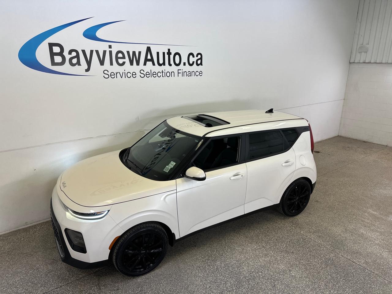 2022 Kia Soul EX Premium 4dr Hatchback Photo0