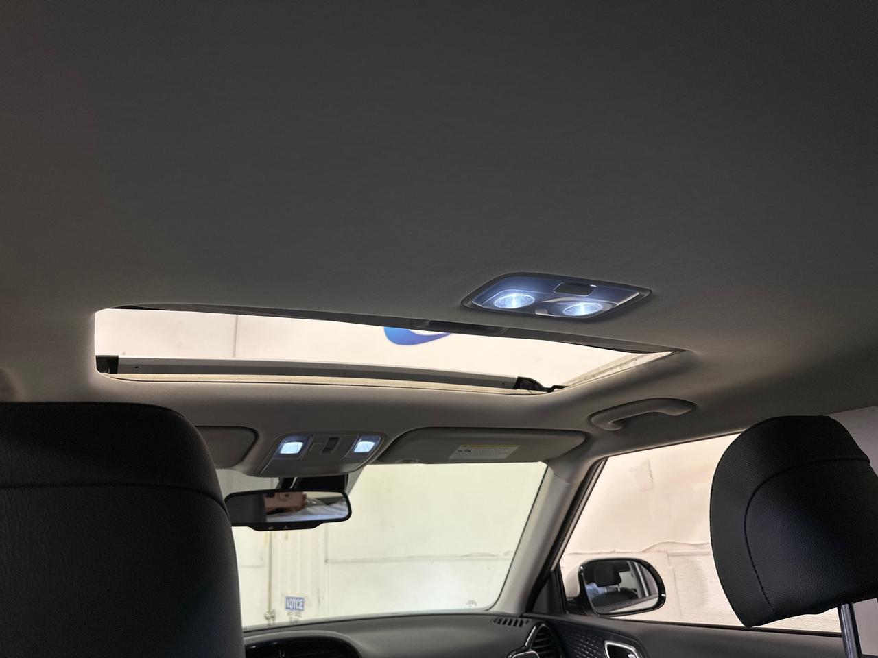 2022 Kia Soul EX Premium 4dr Hatchback Photo