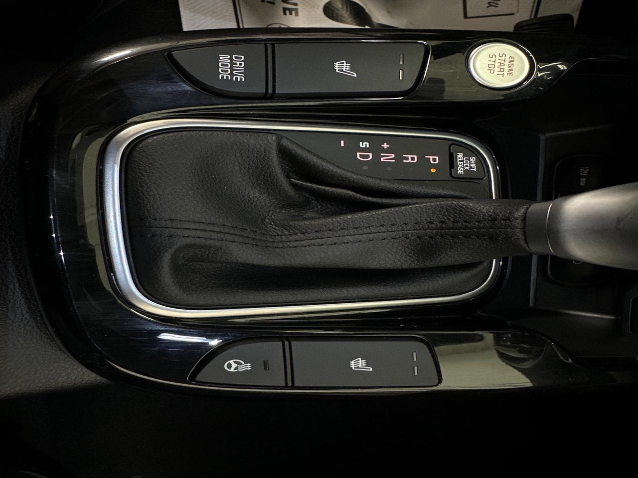 2022 Kia Soul EX Premium 4dr Hatchback Photo
