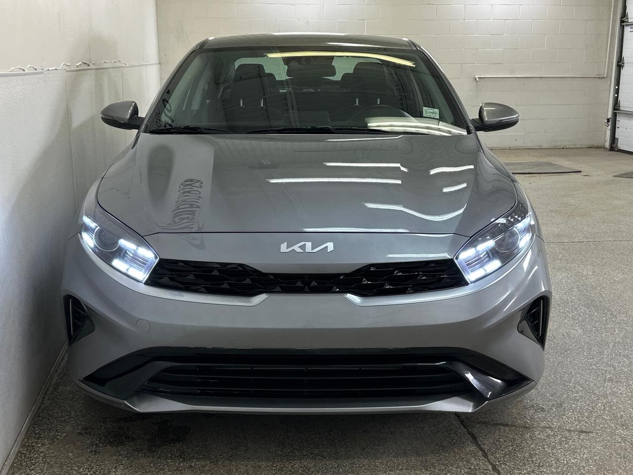 2024 Kia Forte EX 4dr Sedan Photo
