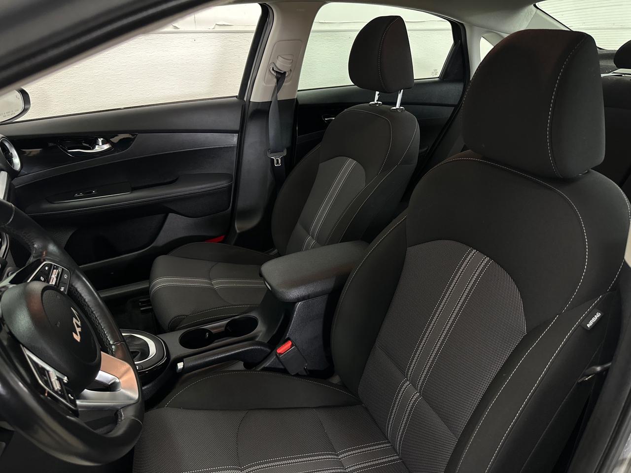 2024 Kia Forte EX 4dr Sedan Photo
