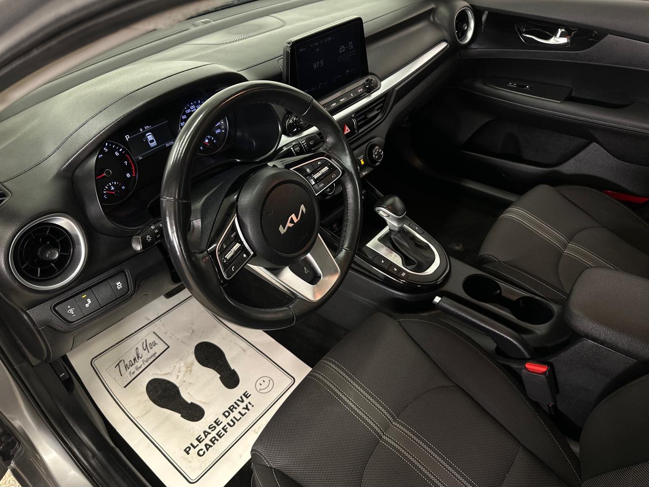2024 Kia Forte EX 4dr Sedan Photo