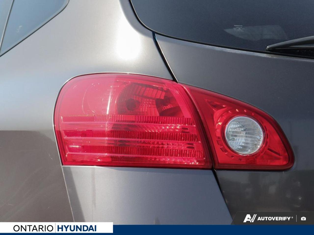 2009 Nissan Rogue SL 4dr All-wheel Drive Photo