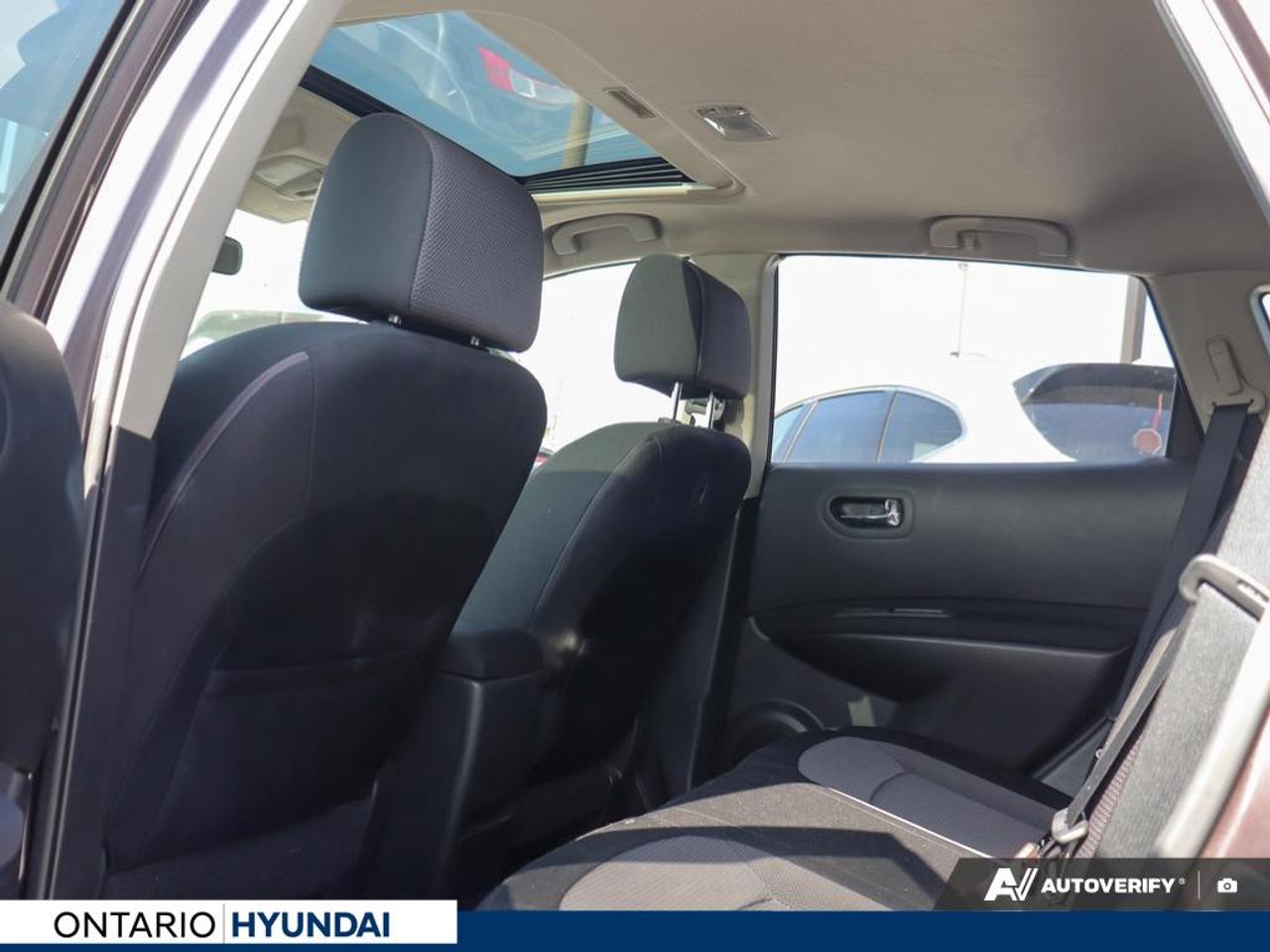 2009 Nissan Rogue SL 4dr All-wheel Drive Photo