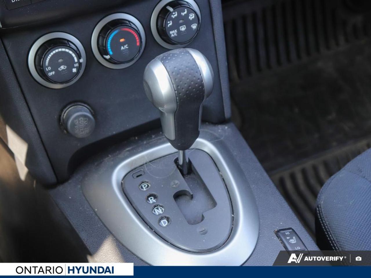 2009 Nissan Rogue SL 4dr All-wheel Drive Photo