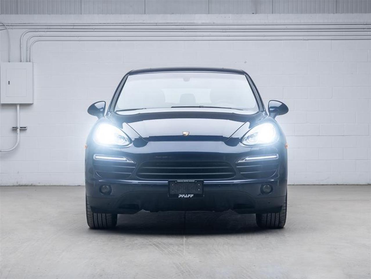 2013 Porsche Cayenne  Photo