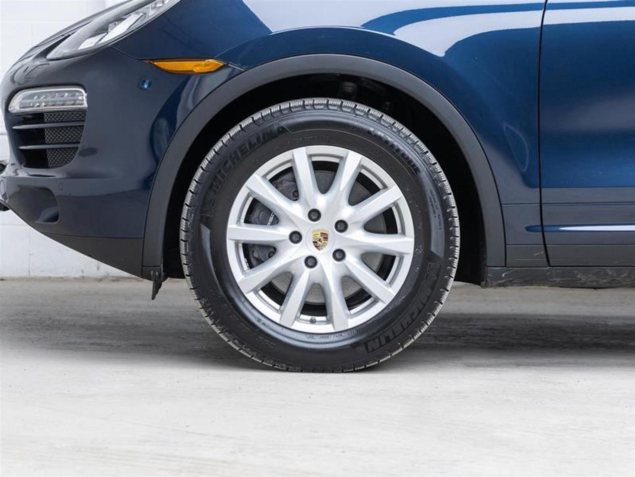 2013 Porsche Cayenne  Photo