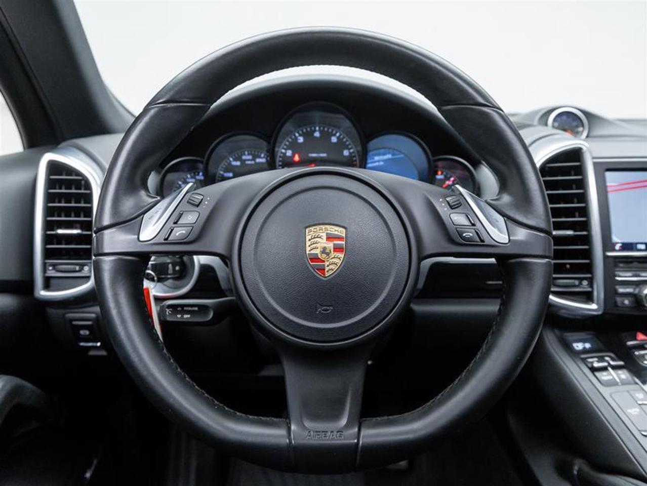2013 Porsche Cayenne  Photo