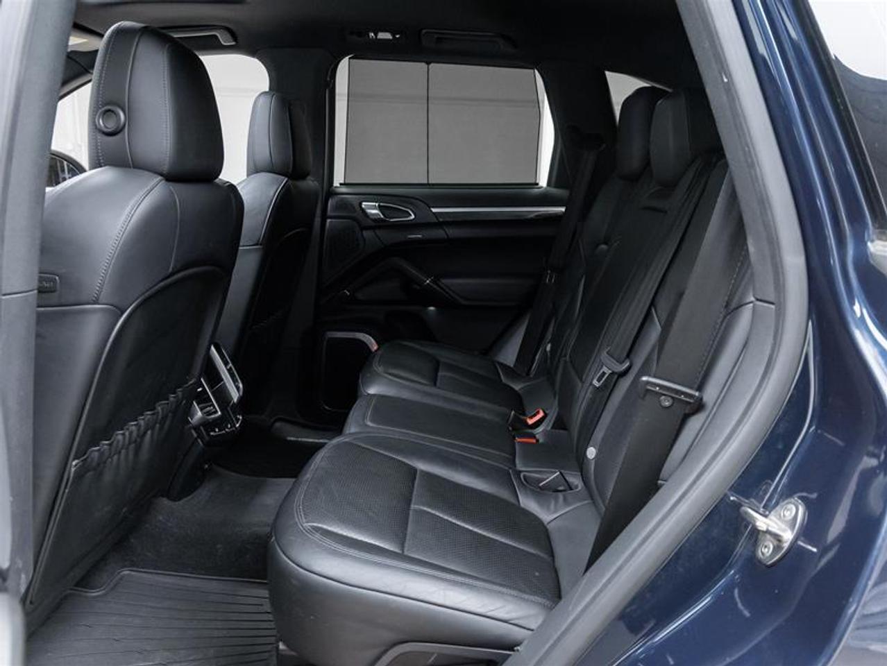 2013 Porsche Cayenne  Photo