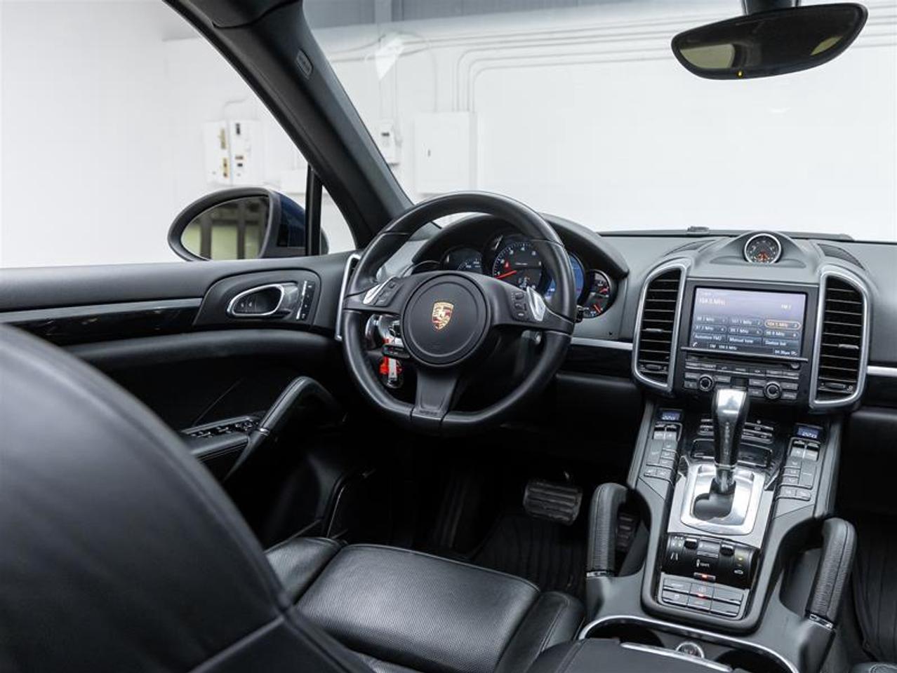 2013 Porsche Cayenne  Photo