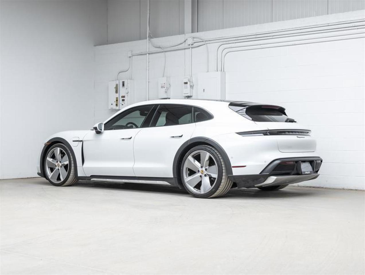 2021 Porsche Taycan  Photo