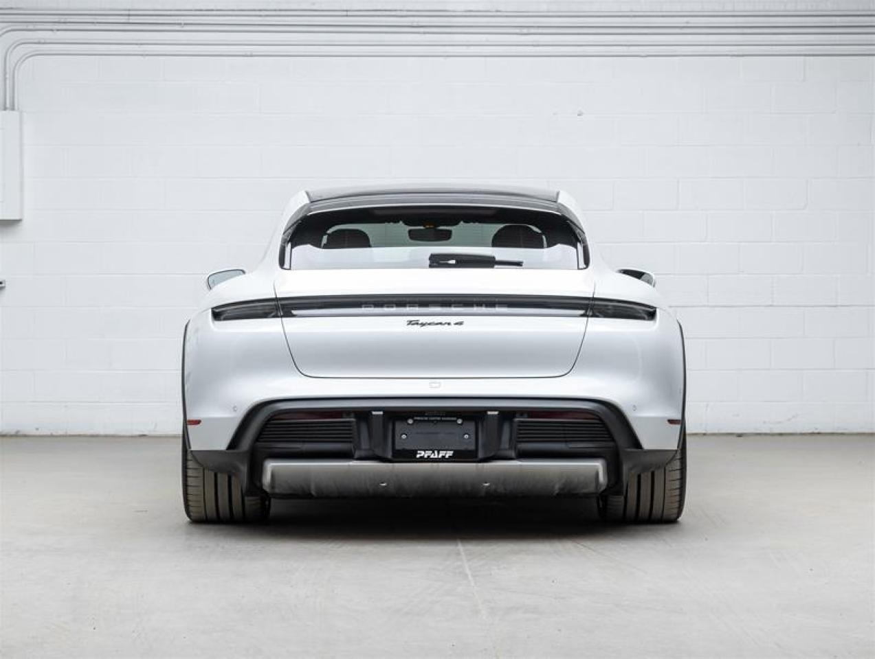 2021 Porsche Taycan  Photo
