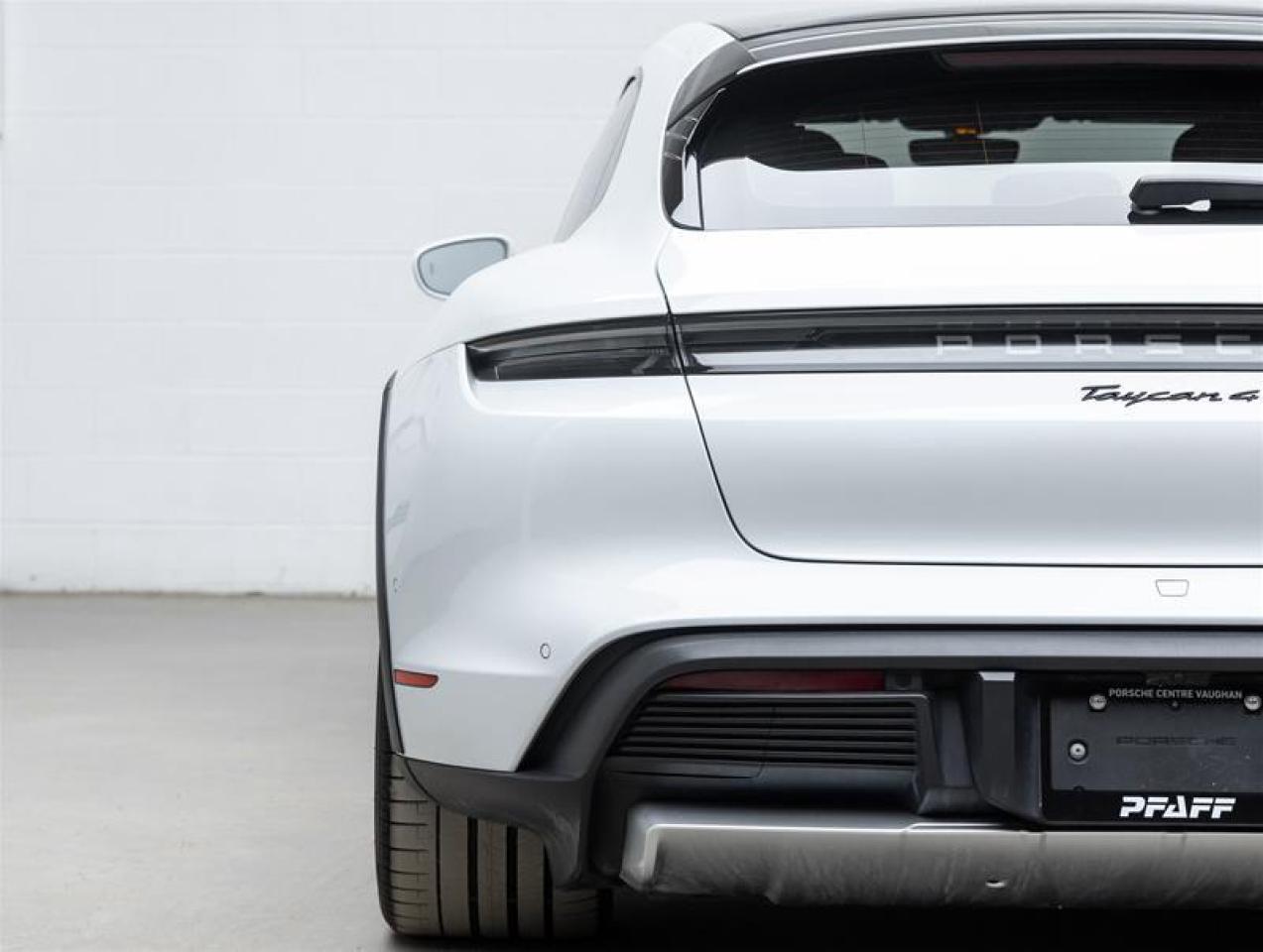 2021 Porsche Taycan  Photo