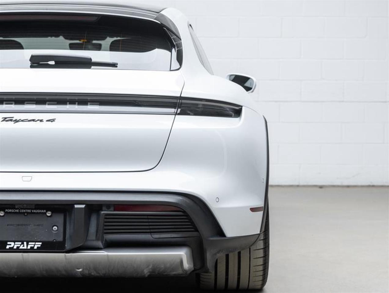 2021 Porsche Taycan  Photo
