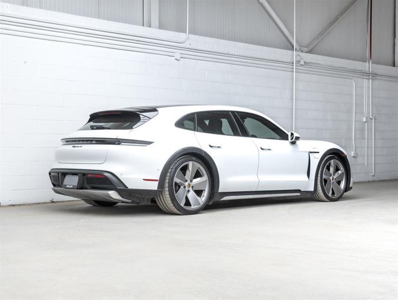 2021 Porsche Taycan  Photo