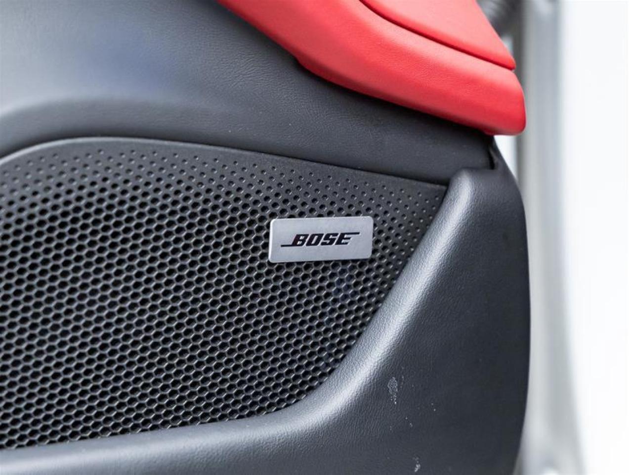 2021 Porsche Taycan  Photo