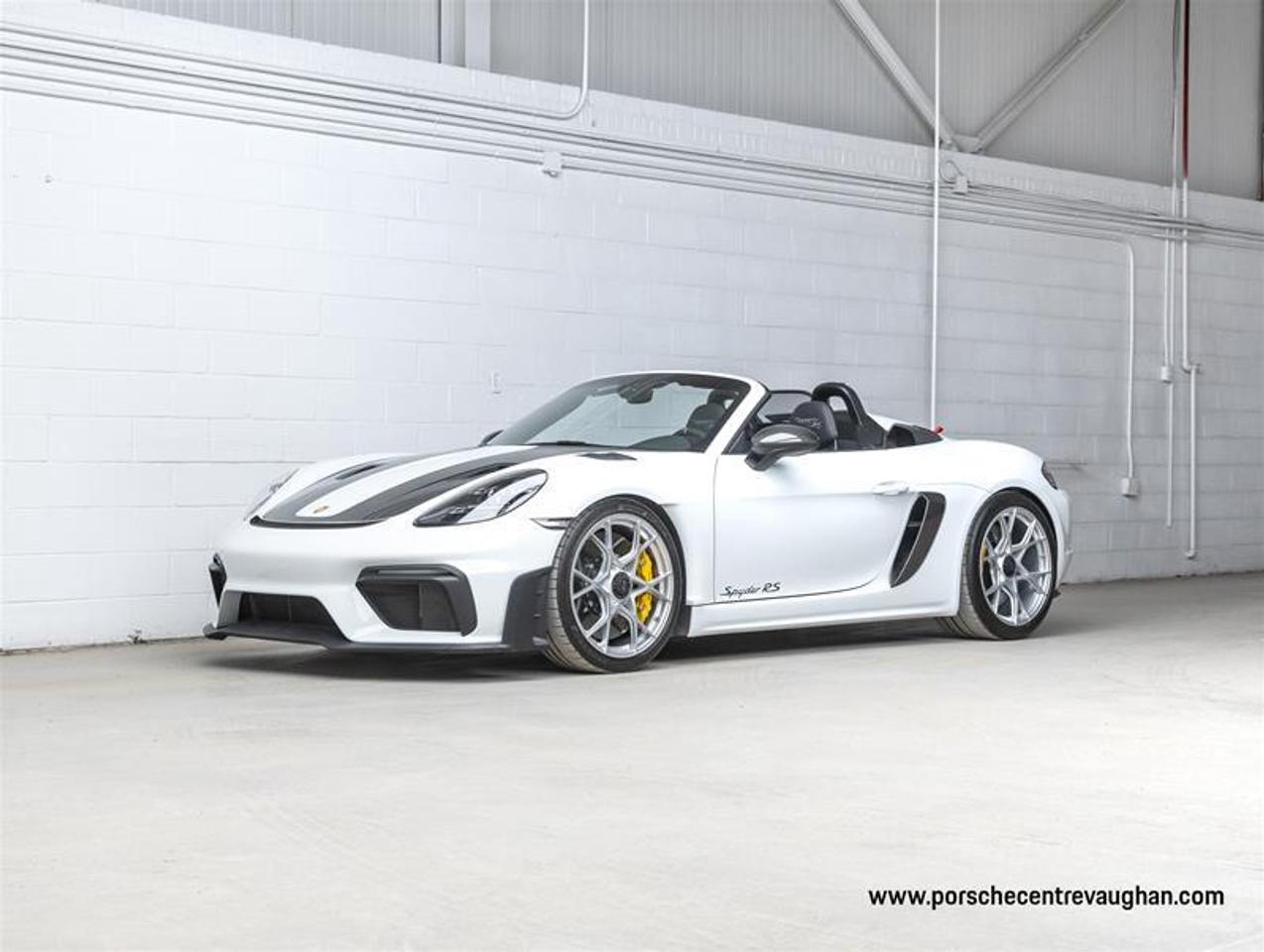 2024 Porsche 718 Spyder  Photo0