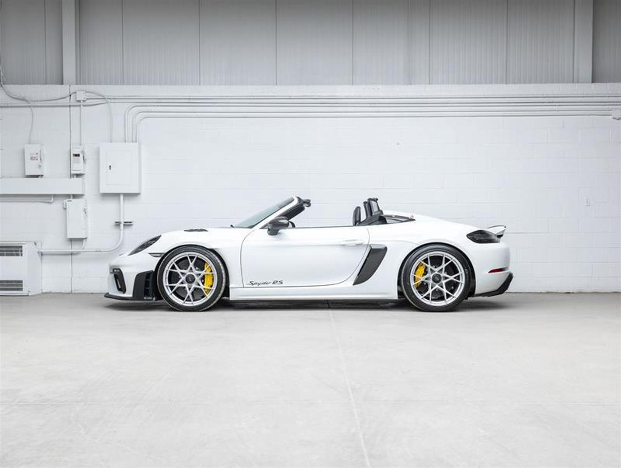 2024 Porsche 718 Spyder  Photo