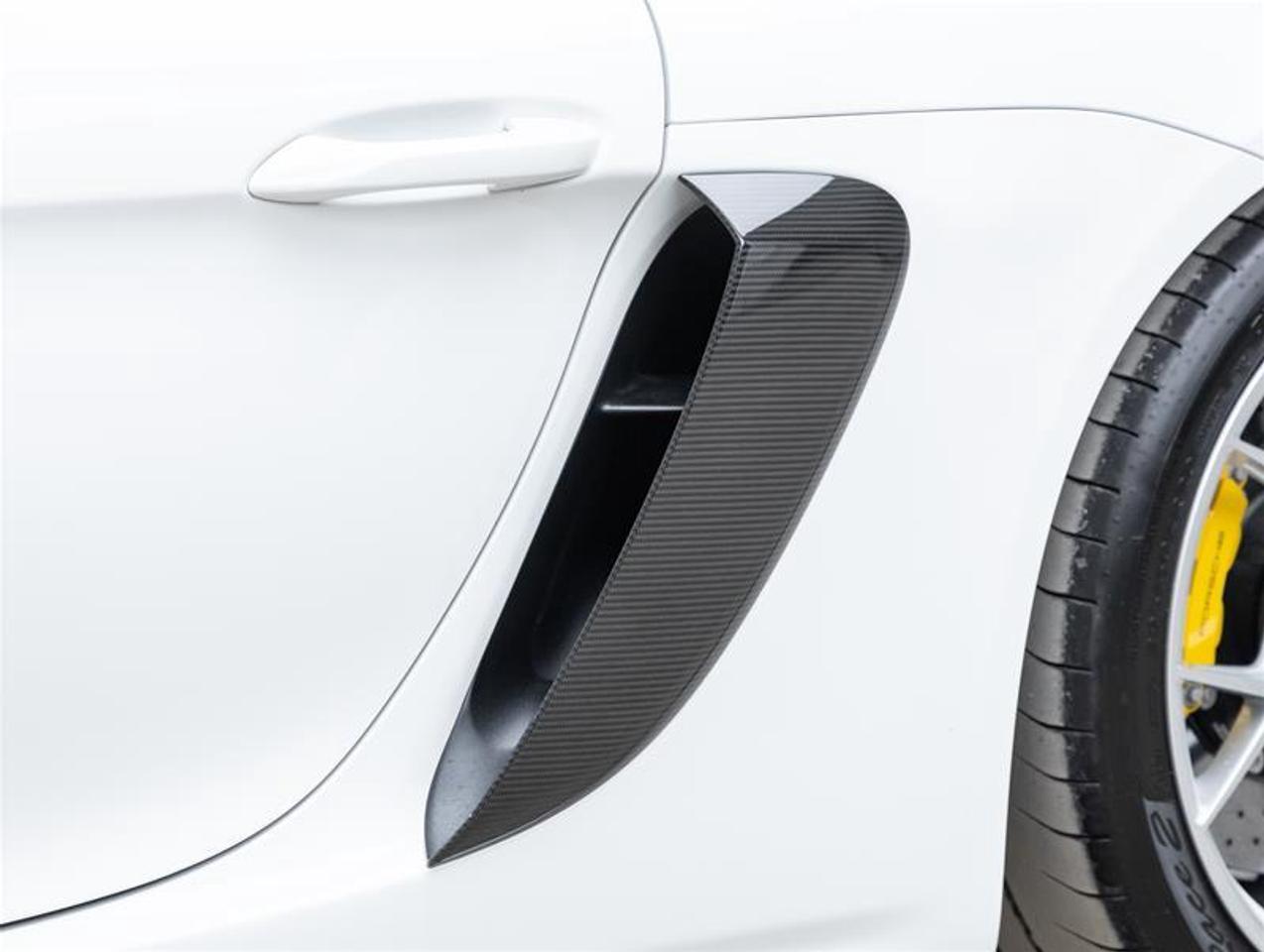 2024 Porsche 718 Spyder  Photo