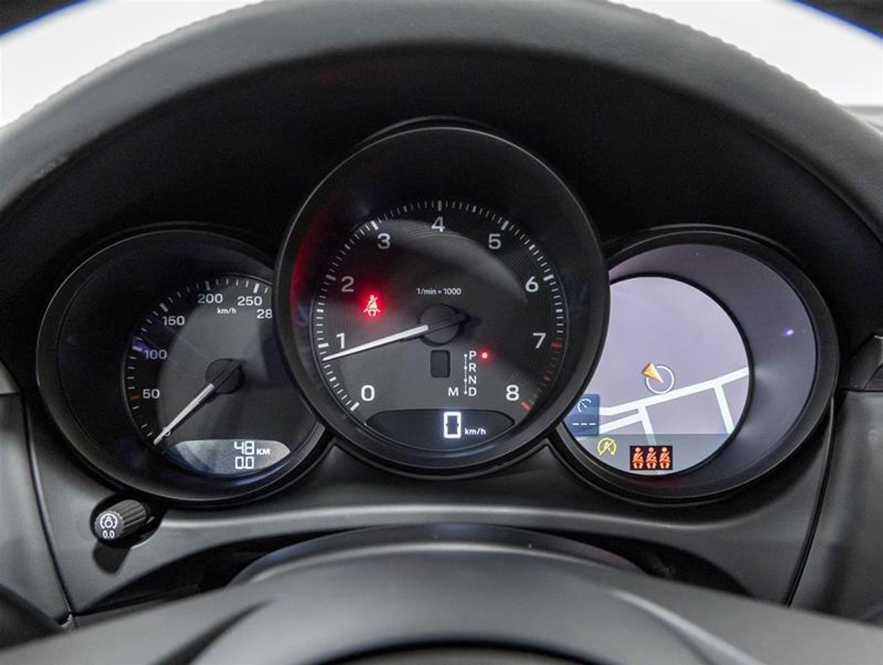 2026 Porsche Macan  Photo