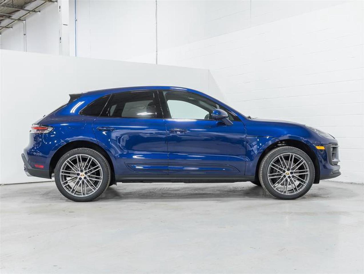 2026 Porsche Macan  Photo