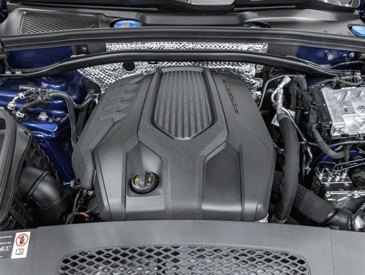 2026 Porsche Macan  Photo