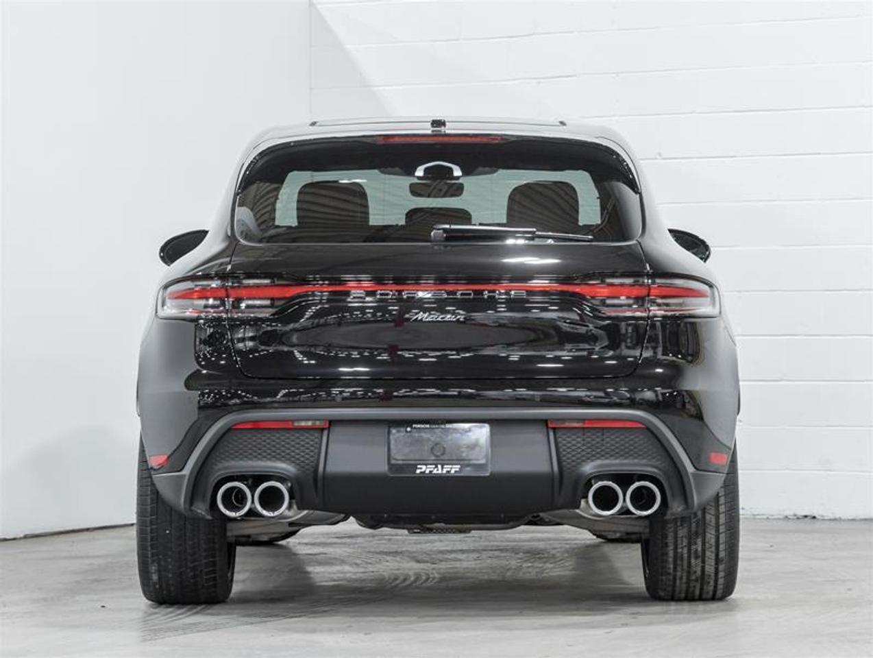 2026 Porsche Macan  Photo