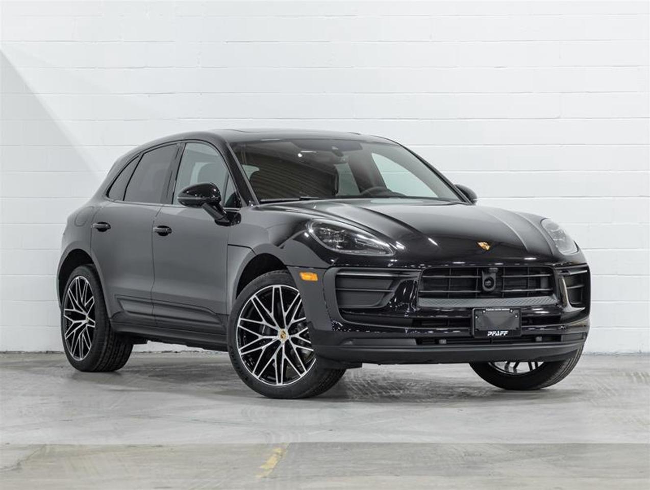 2026 Porsche Macan  Photo