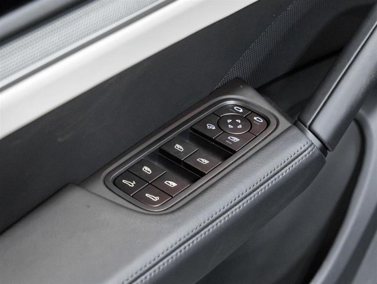 2026 Porsche Cayenne  Photo