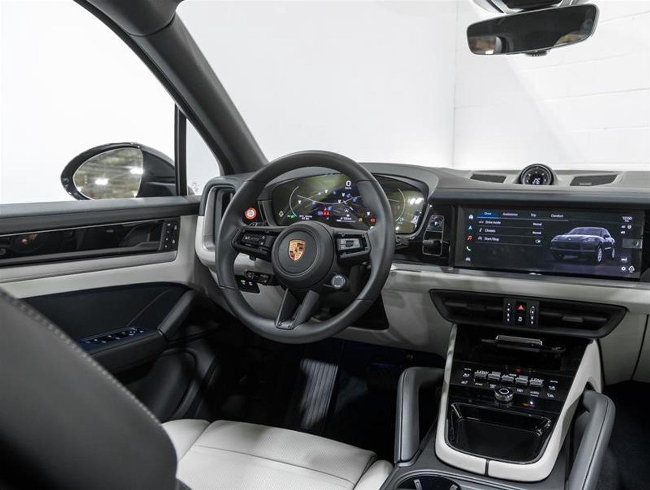 2026 Porsche Cayenne  Photo