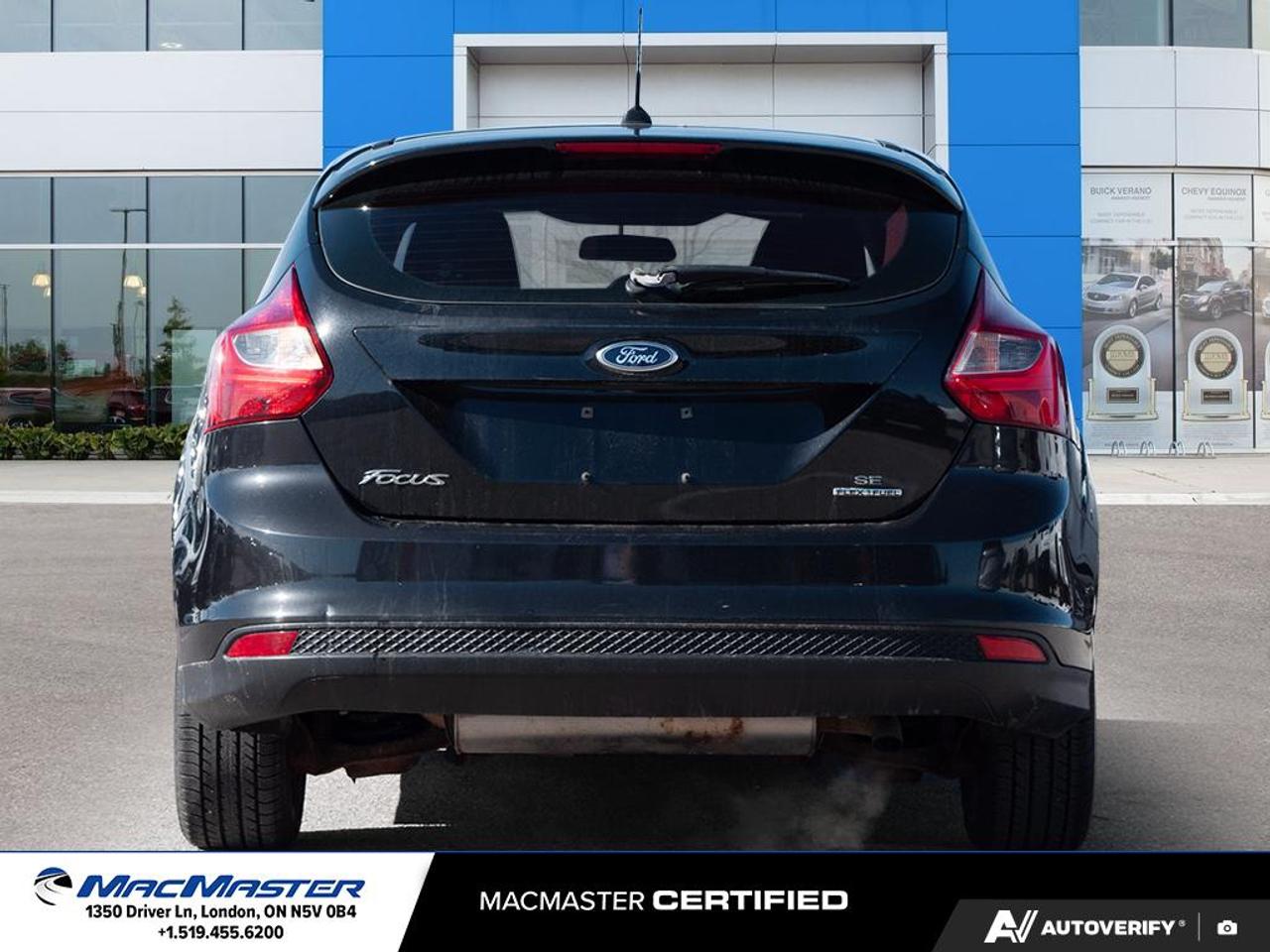 2013 Ford Focus SE 4dr Hatchback Photo4