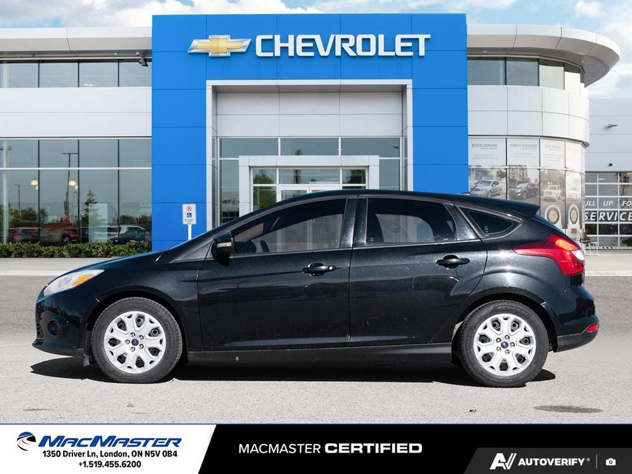 2013 Ford Focus SE 4dr Hatchback Photo