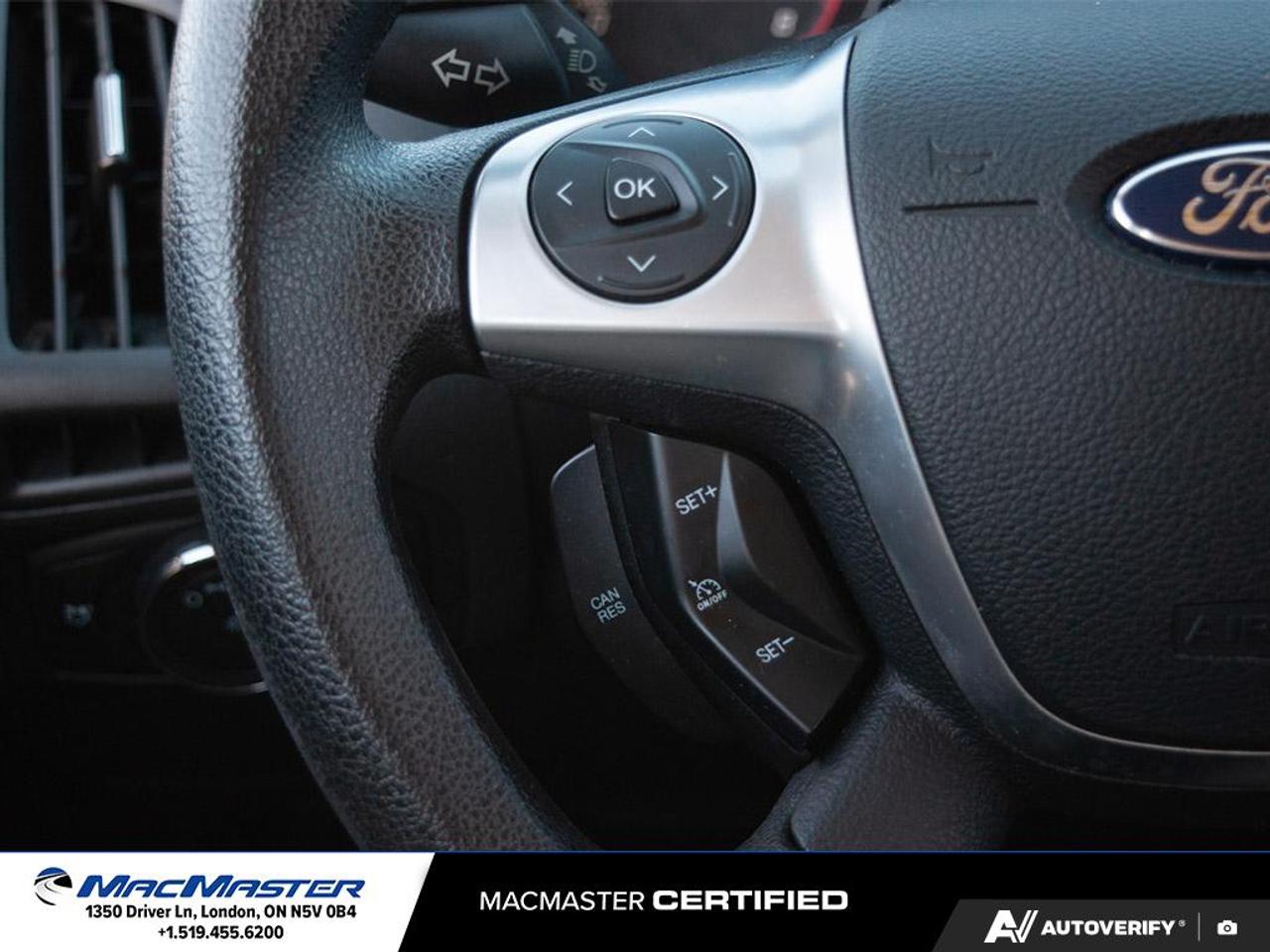 2013 Ford Focus SE 4dr Hatchback Photo