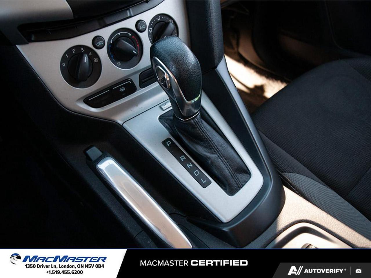 2013 Ford Focus SE 4dr Hatchback Photo