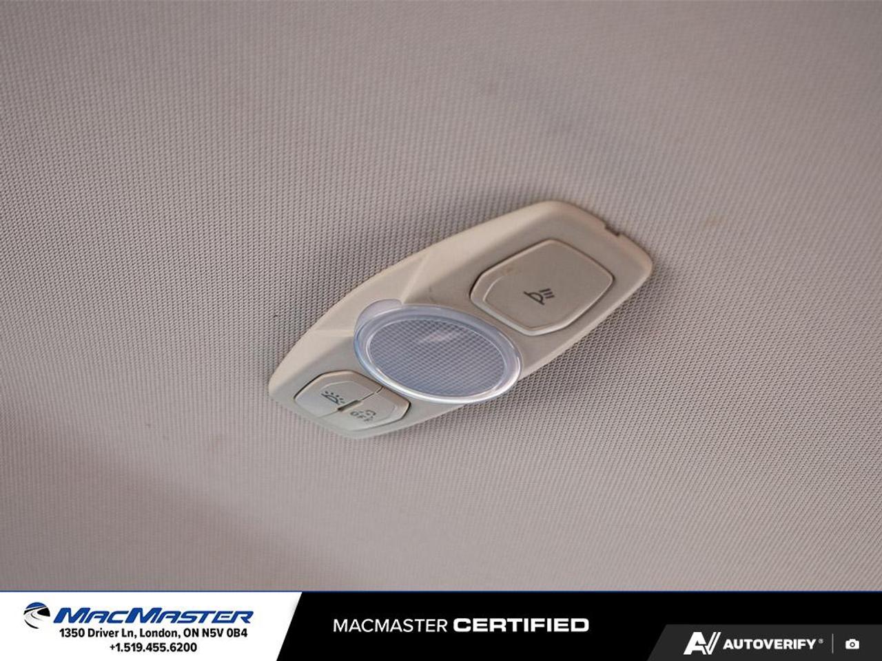2013 Ford Focus SE 4dr Hatchback Photo