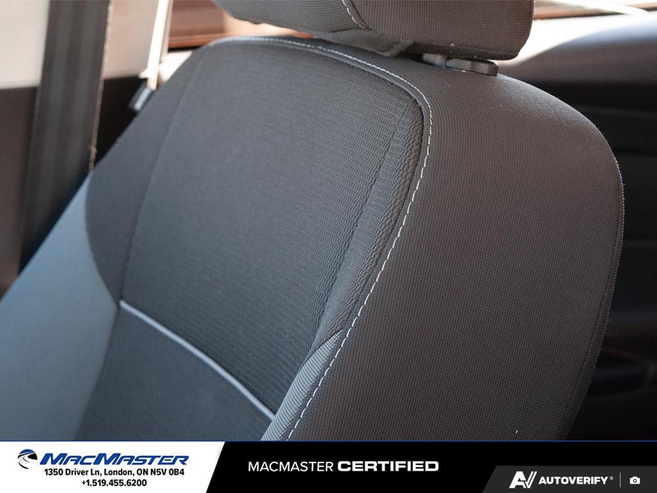 2013 Ford Focus SE 4dr Hatchback Photo