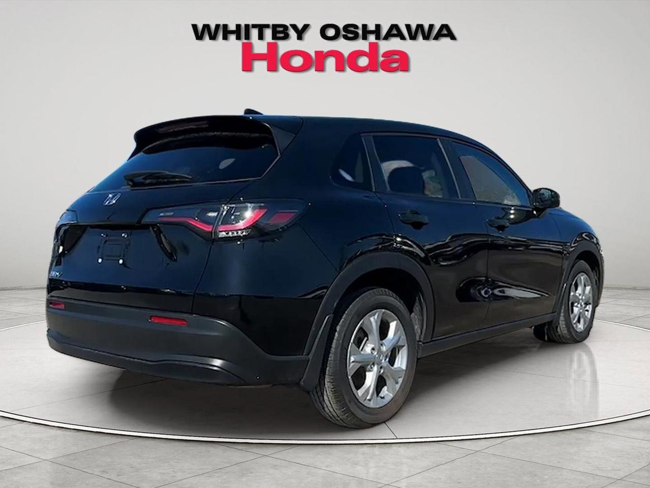 2025 Honda HR-V LX Photo