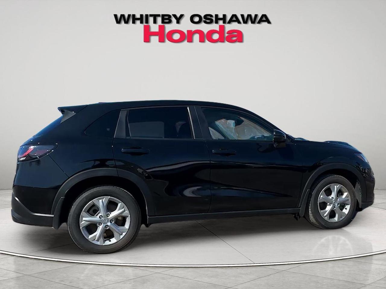 2025 Honda HR-V LX Photo