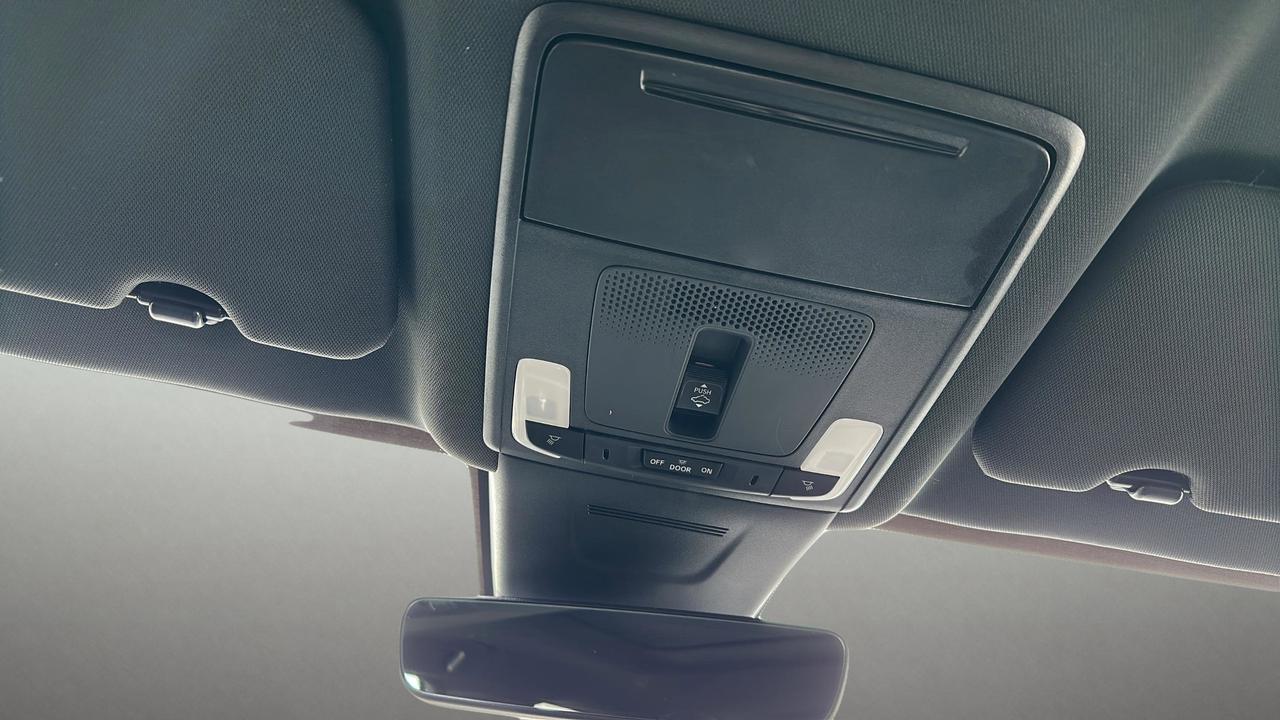 2024 Honda CR-V Hybrid EX-L Photo