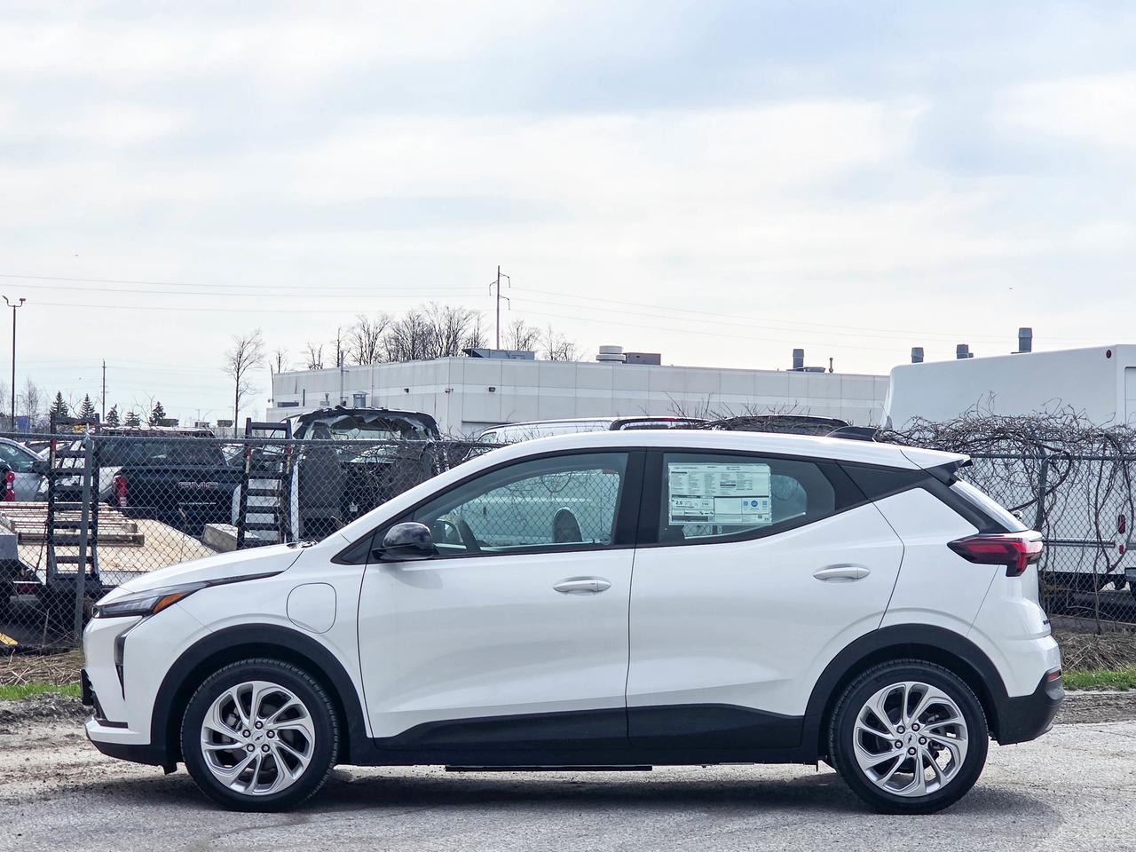 2027 Chevrolet Bolt LT Photo