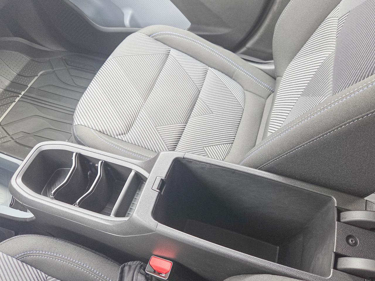 2027 Chevrolet Bolt LT Photo