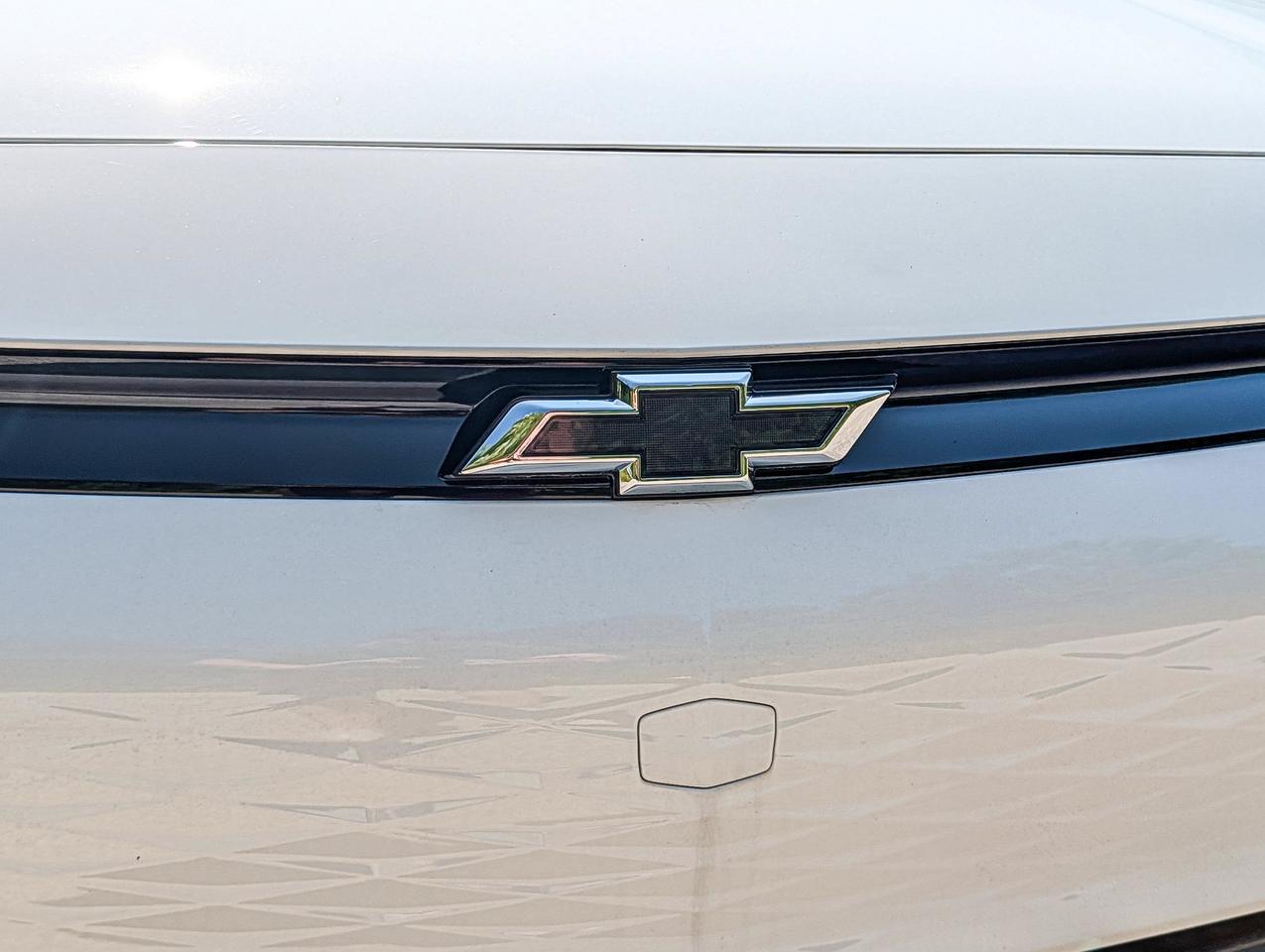 2027 Chevrolet Bolt LT Photo