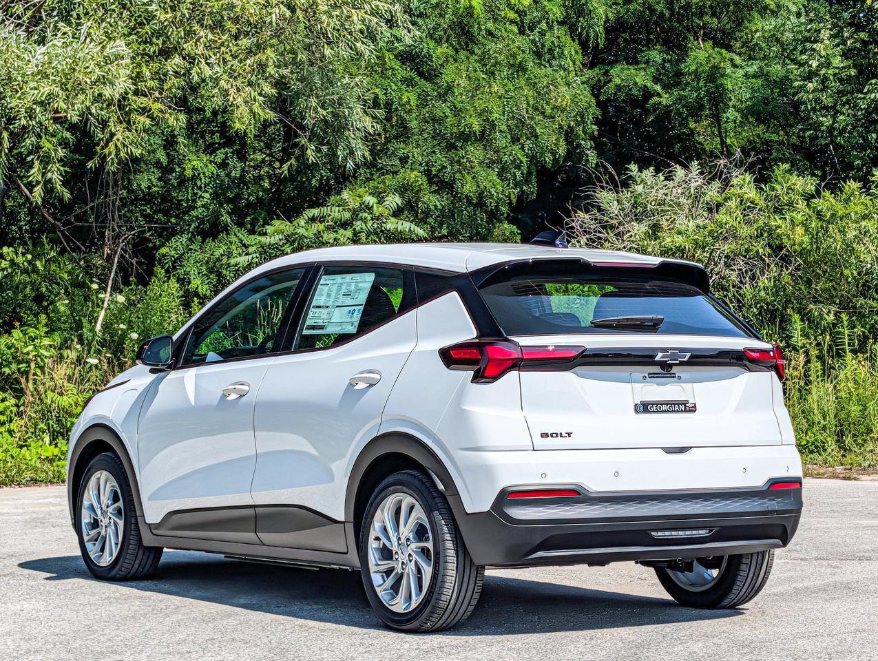 2027 Chevrolet Bolt LT Photo