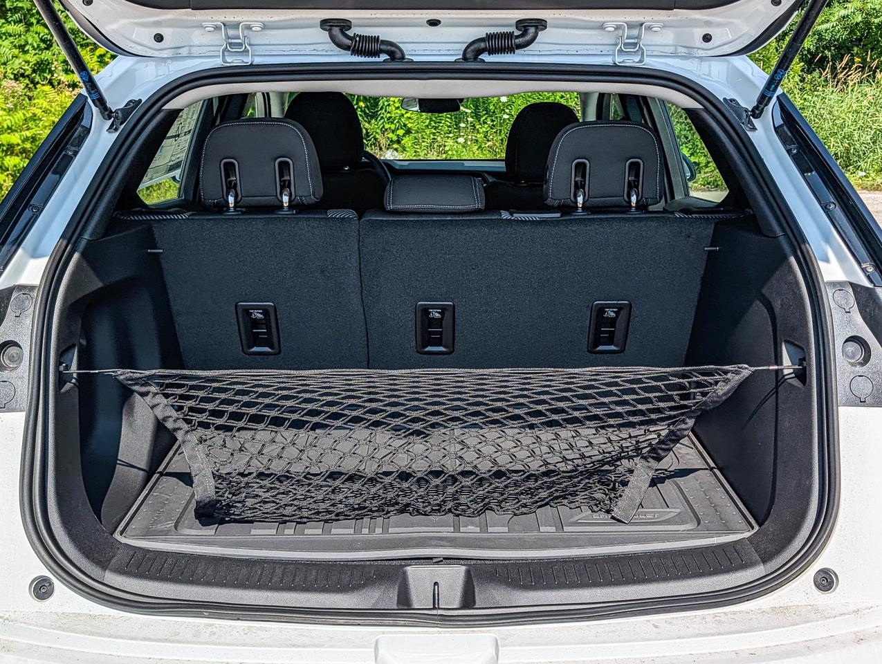 2027 Chevrolet Bolt LT Photo