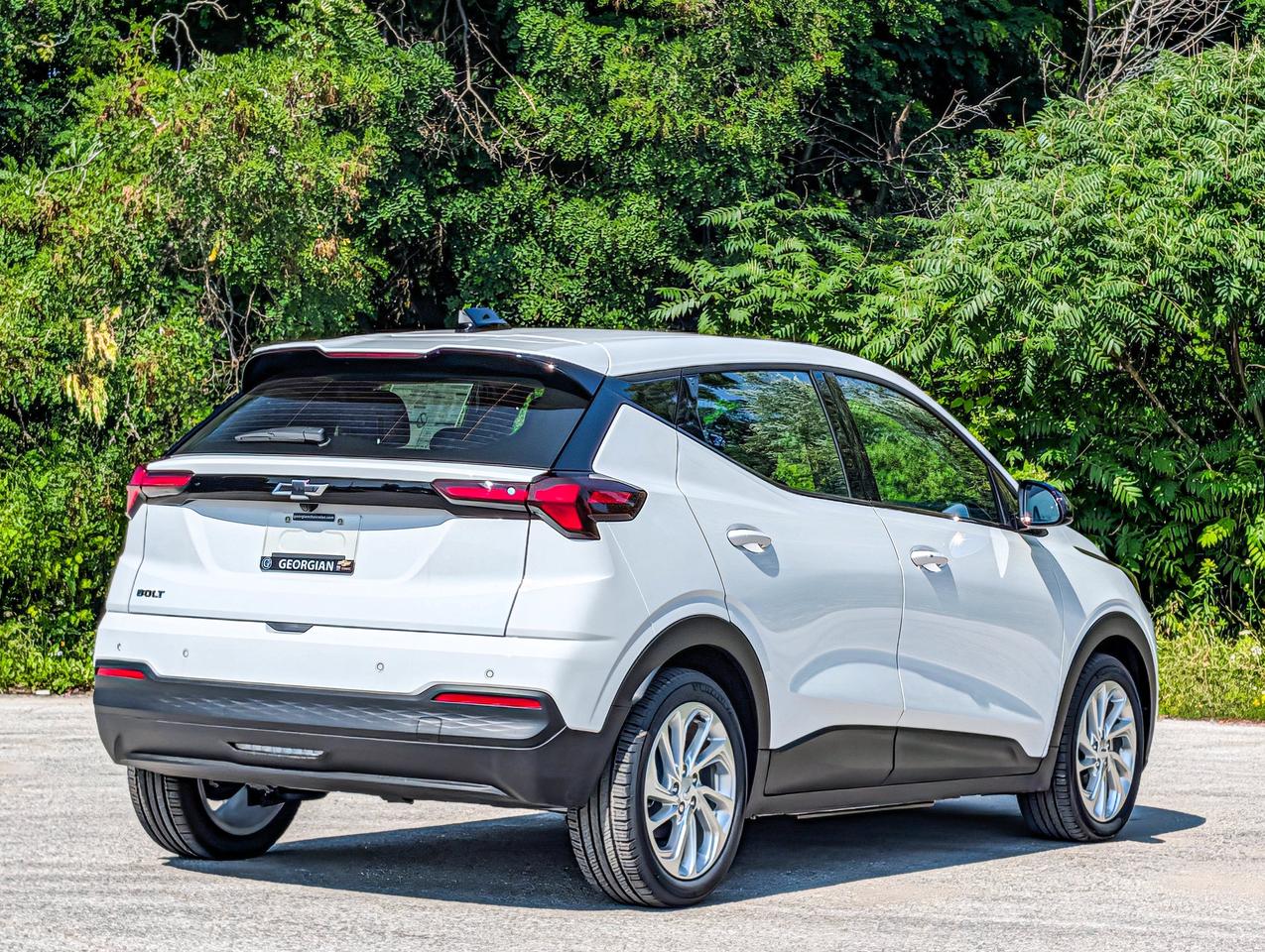 2027 Chevrolet Bolt LT Photo